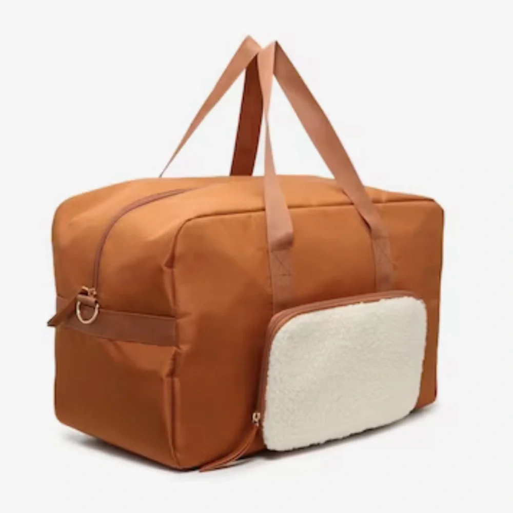 Weekender Bag - Picture 2 of 11